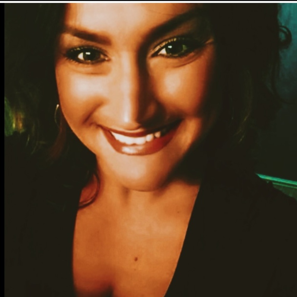 Meet your Posher, Melissa